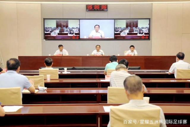 巴黎圣日耳曼与巴萨：欧洲顶级边锋的巅峰对决